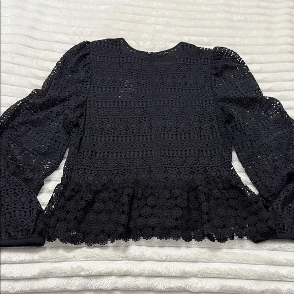 Express Black Blouse - Picture 7 of 7